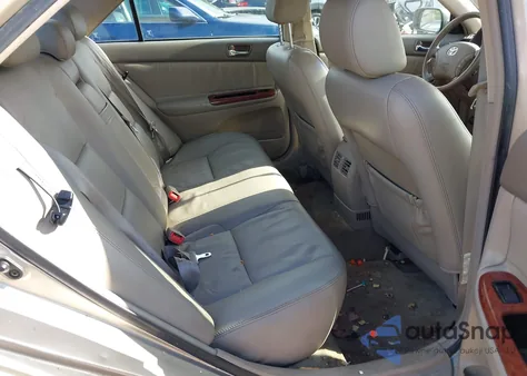 2005 Toyota Camry Xle V6 from USA, damaged, VIN 4T1BF32K25U617564